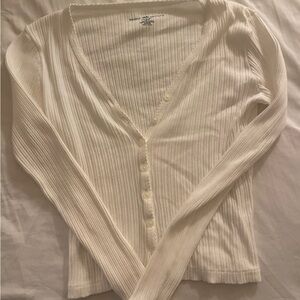 Brandy Melville white long sleeve crop top